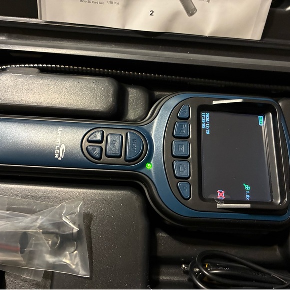 2.7" Color LCD Monitor with 9mm Camera - Black - Picture 9 of 13